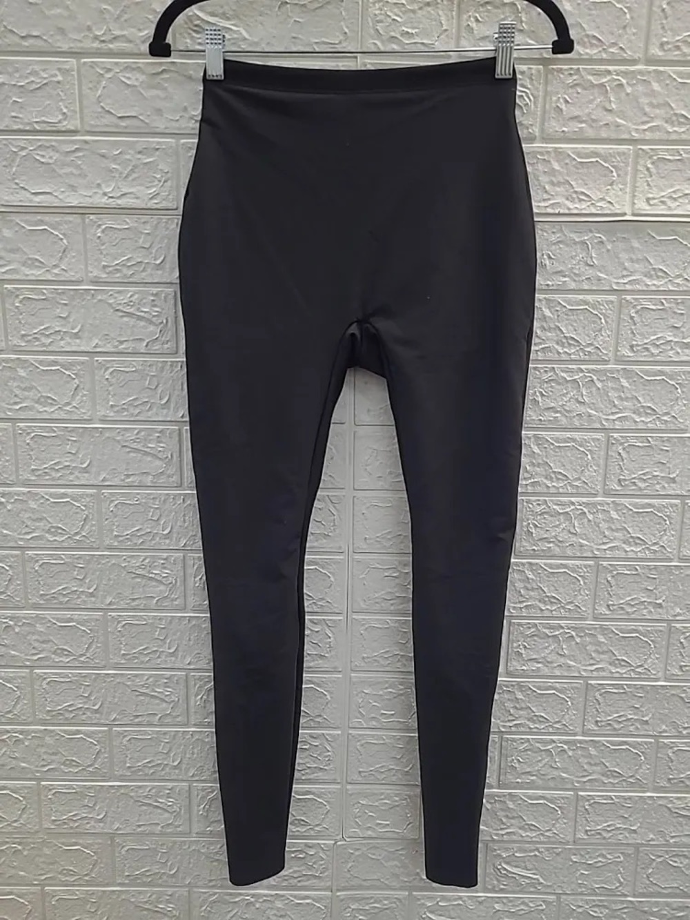 Skims Body Lifting Black BUTT ENHANCING PADDED
LEGGING - Picture 13 of 16